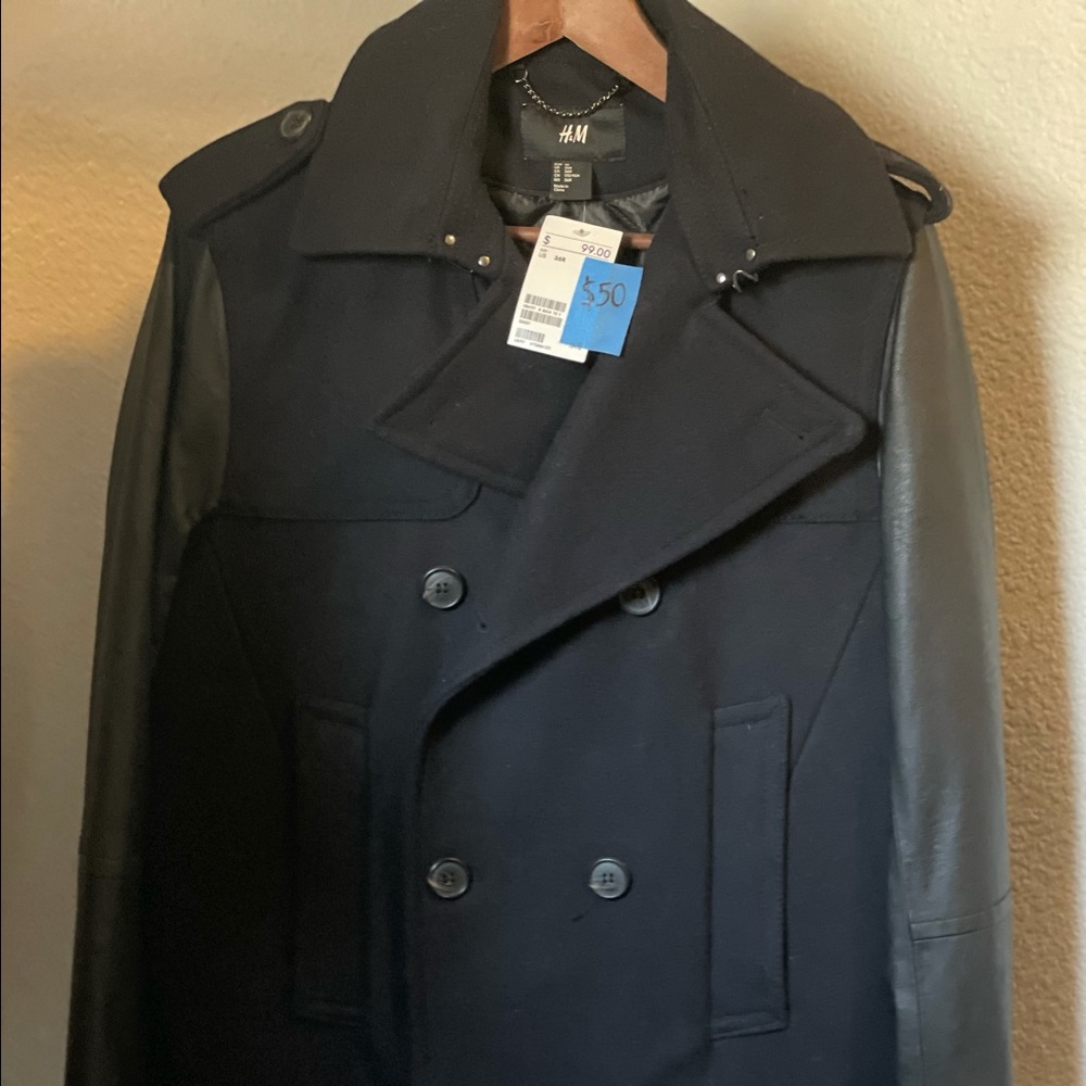 H&M Men’s Short Peacoat - 36R